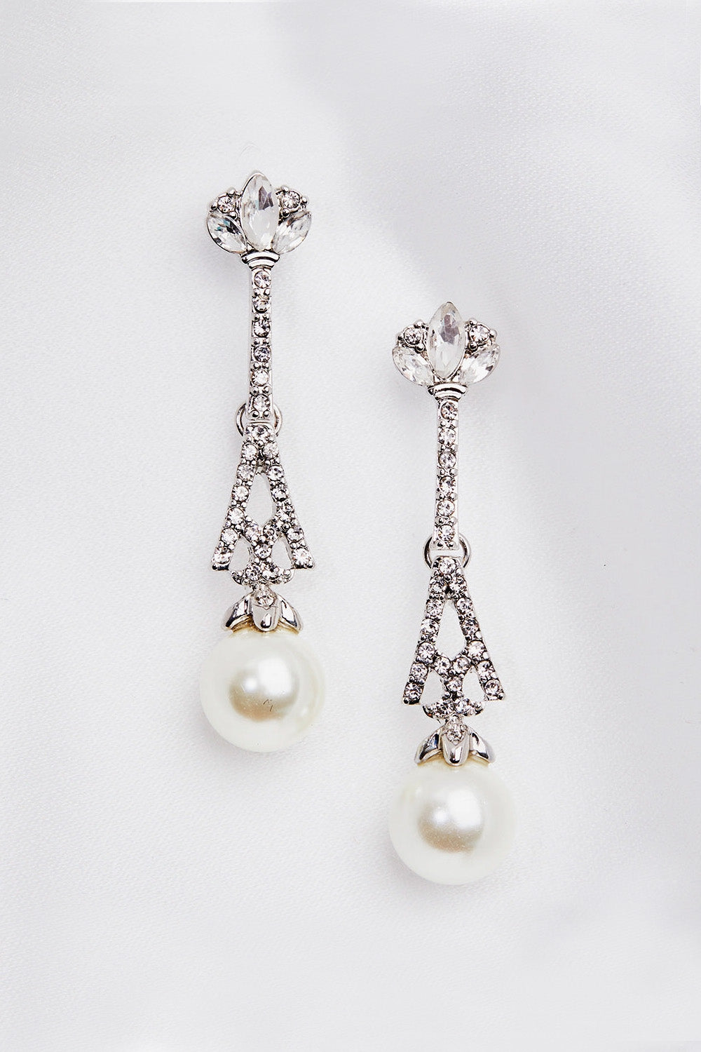 Eiffel Tower pearl earrings